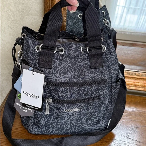 Baggallini Charcoal Floral Crossbody Bag. (Modern EWY Drawstring Bag) - Picture 5 of 16